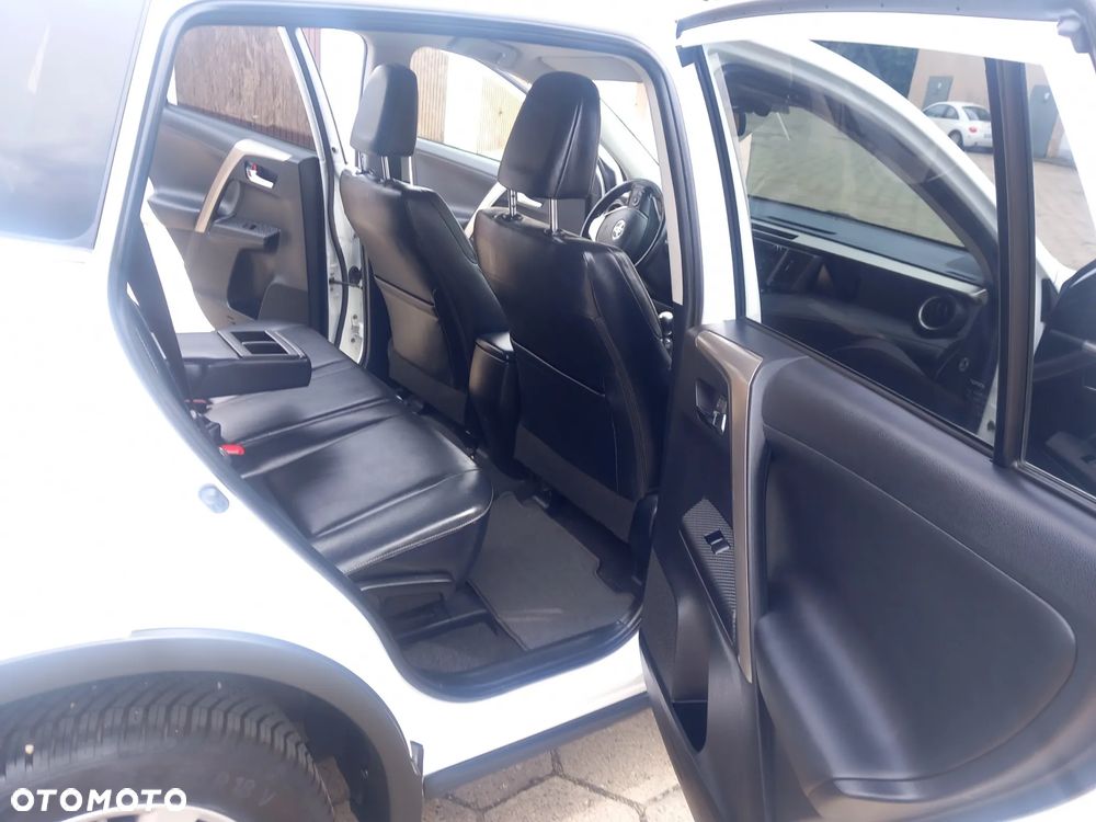 Toyota RAV4 - 34