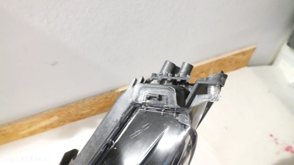 Lampa przednia lewa Toyota Corolla E21 kombi HB Full led - 6