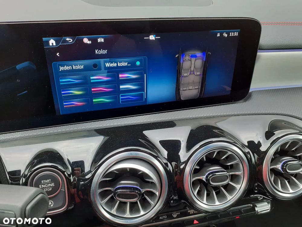 Mercedes-Benz CLA 200 AMG Line 7G-DCT - 34