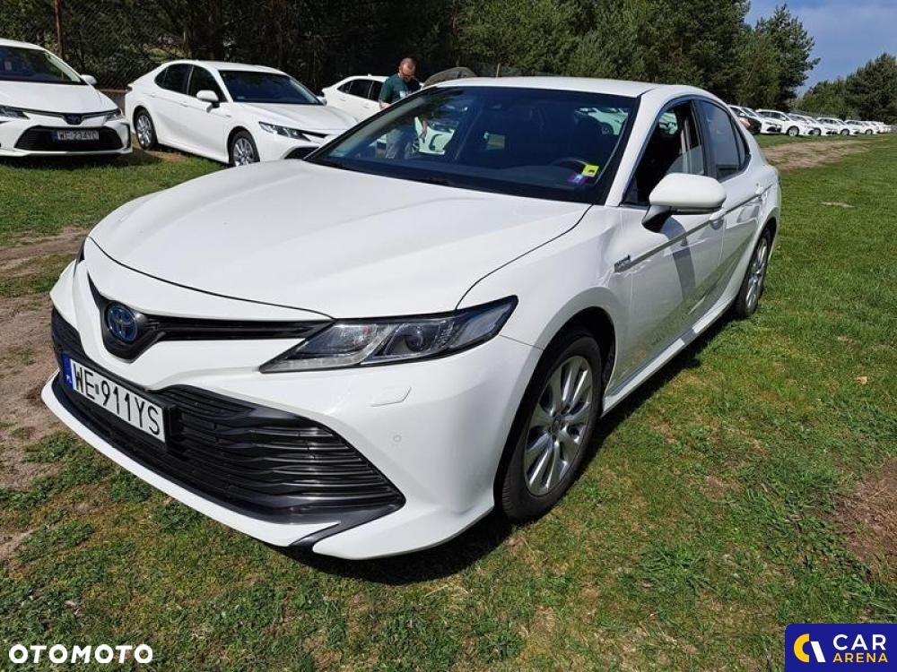 Toyota Camry - 3