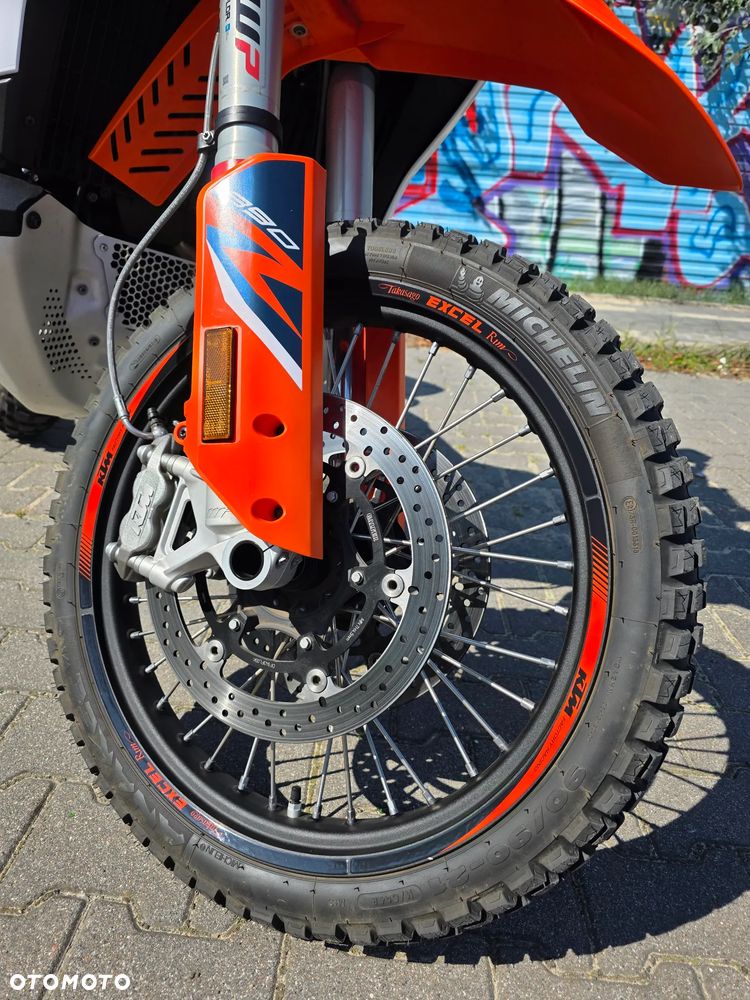 KTM Adventure 890 - 10