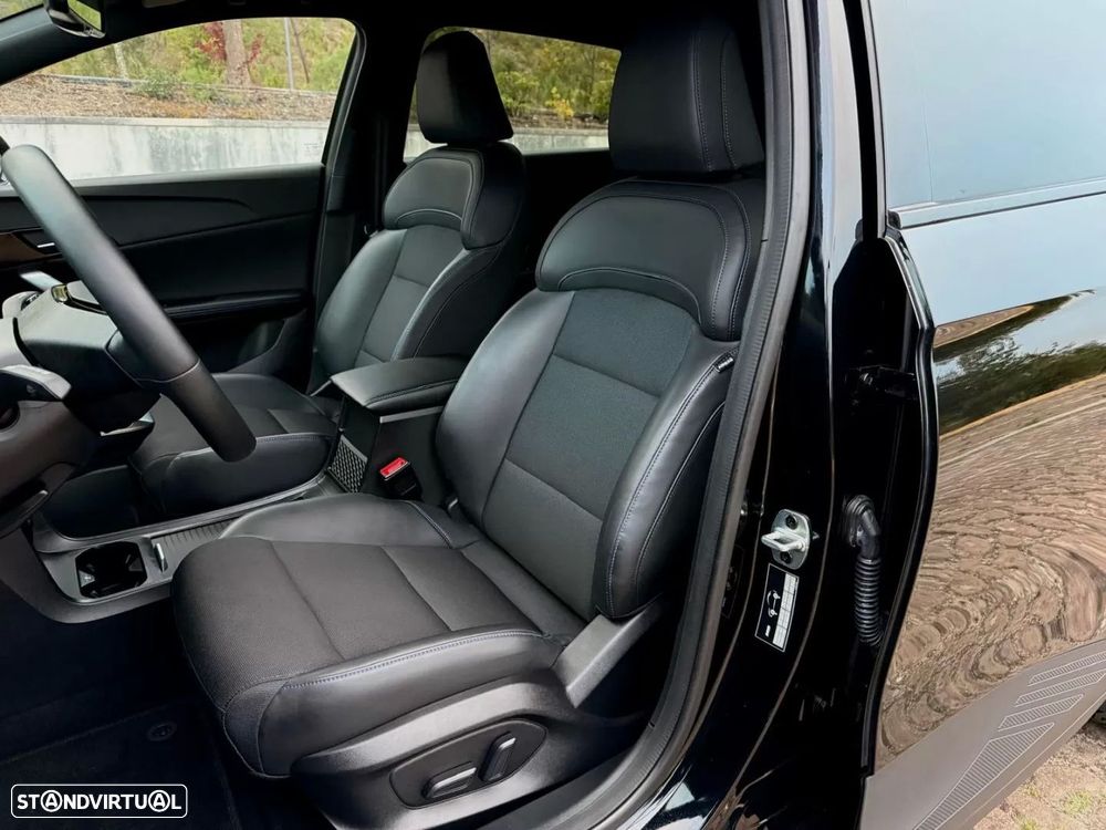 MG MG4 64 kWh Luxury - 6
