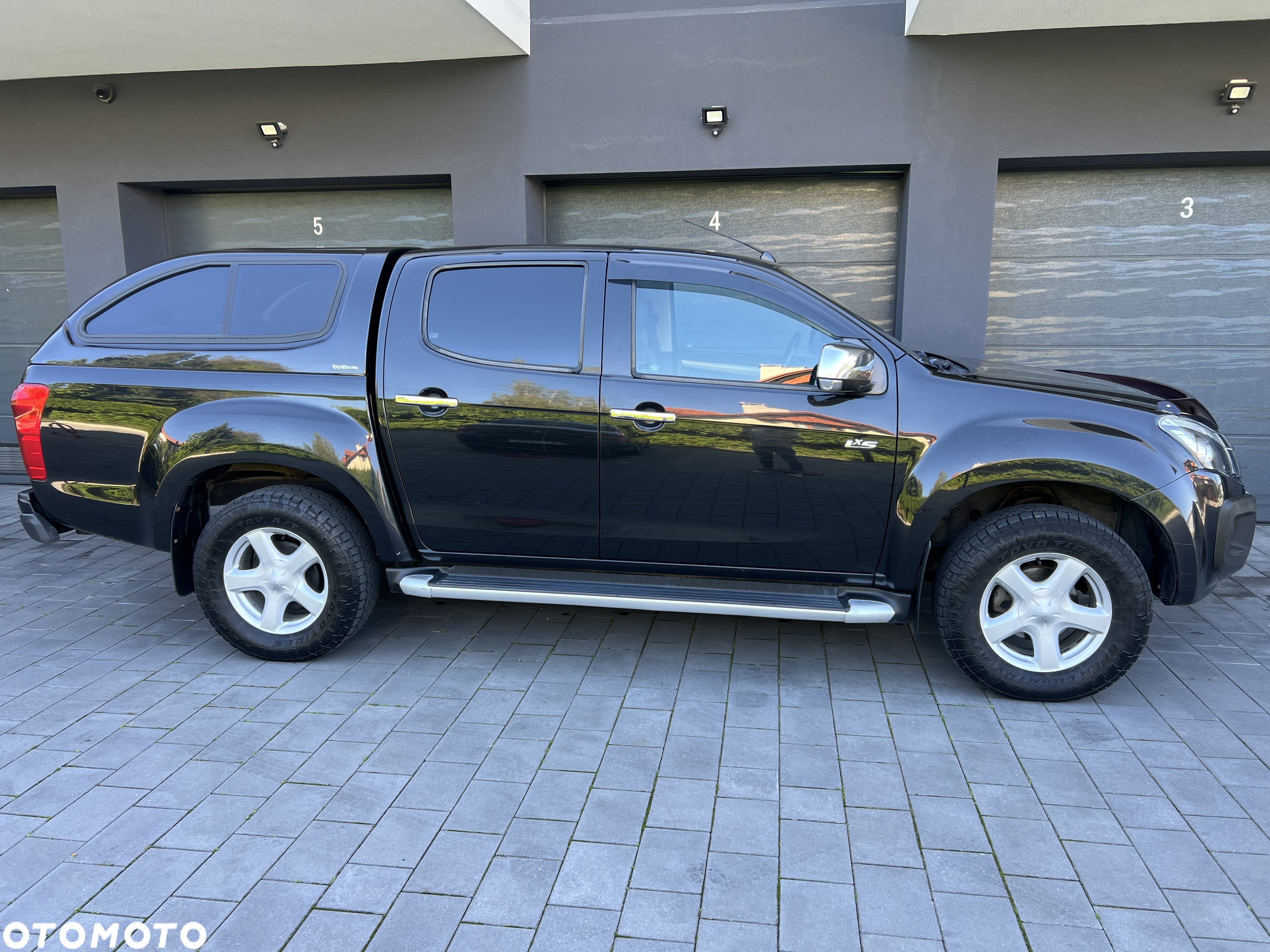 Isuzu D-Max 2.5 EC LS+ - 6