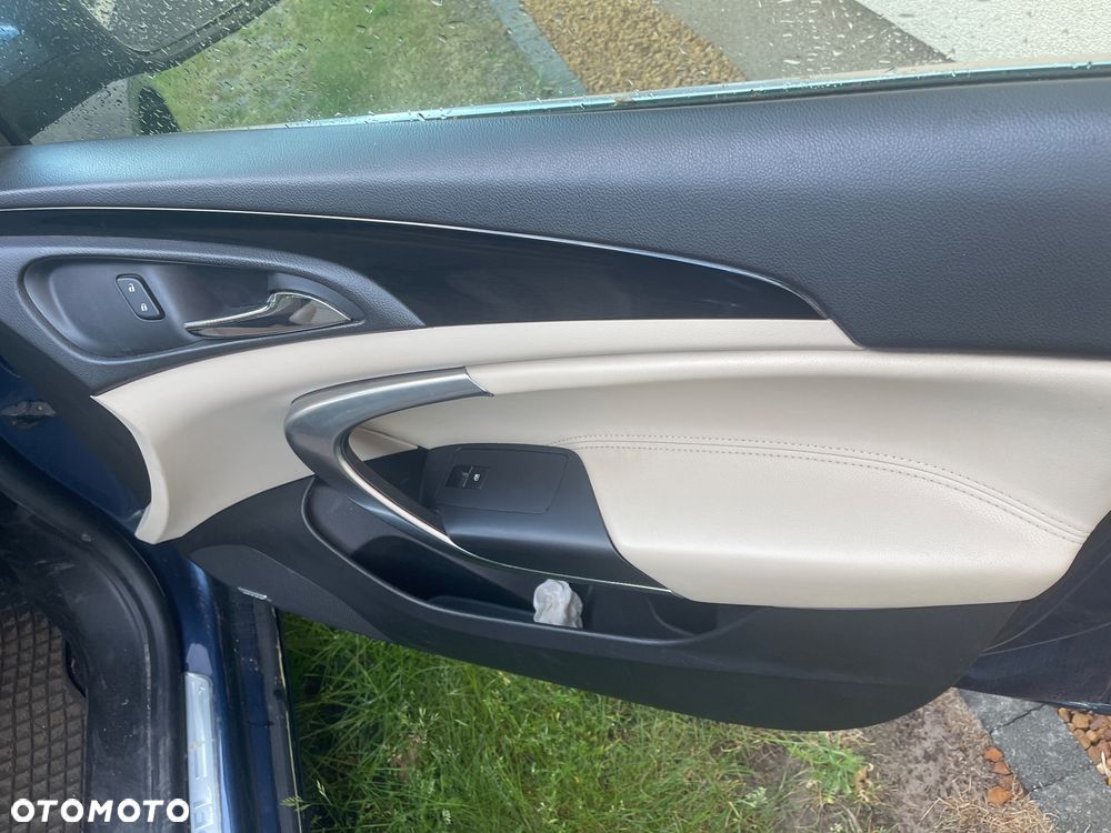 Opel Insignia - 15