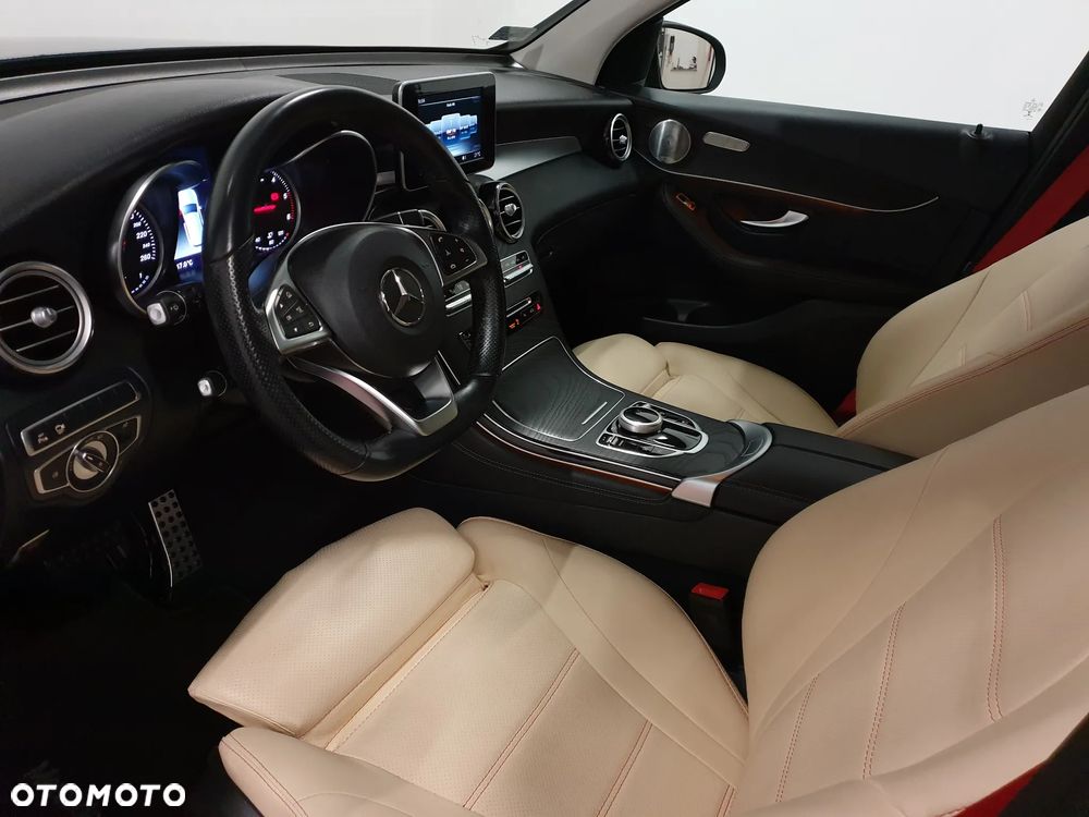 Mercedes-Benz GLC - 37