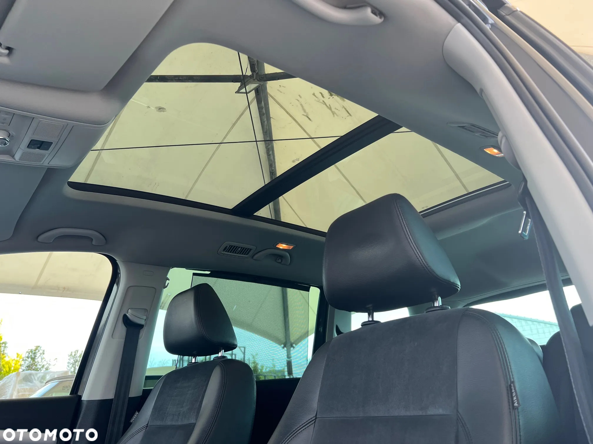 Volkswagen Sharan 2.0 TDI Highline - 14