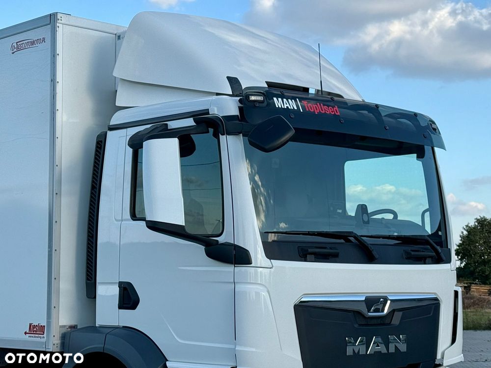 MAN TGM 15.290 / CHŁODNIA / WINDA / 8.3 M DŁUGOŚCI / 20 EUROPALET / THERMO KING / +30/-30 / AUTOMAT / 2021 ROK / SERWISOWANY - 11