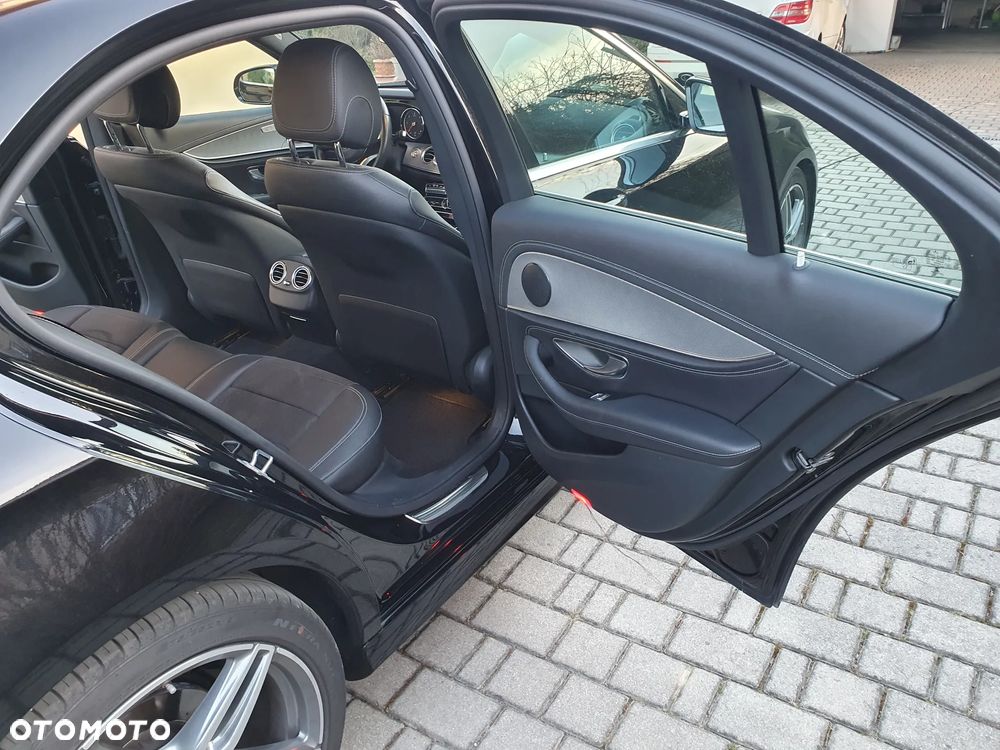 Mercedes-Benz Klasa E 220 d 9G-TRONIC AMG Line - 11