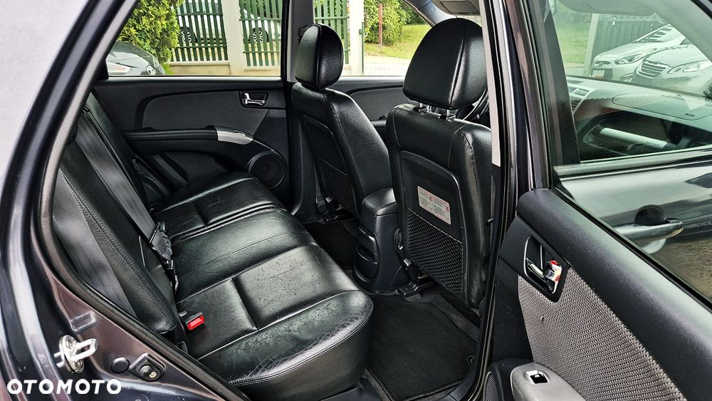 Kia Sportage 2.0 Expedition + - 35