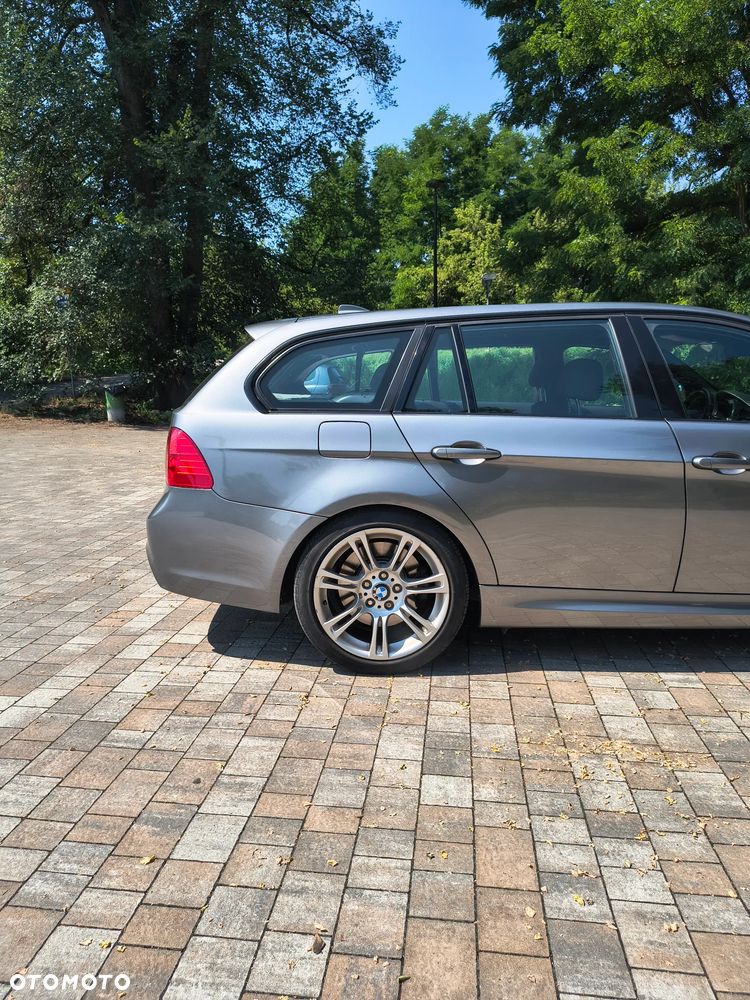 BMW Seria 3 - 12