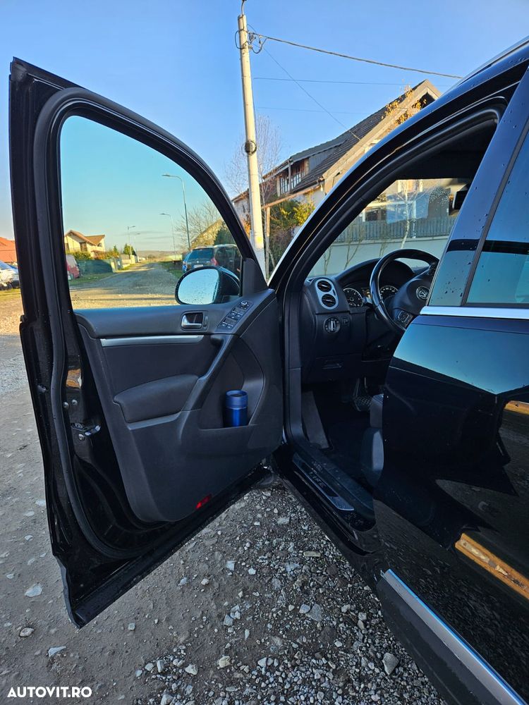 Volkswagen Tiguan 2.0 TDI 4Motion DSG BMT Sport & Style - 5