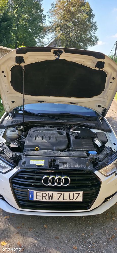 Audi A3 1.6 TDI (clean diesel) S tronic Ambiente - 22