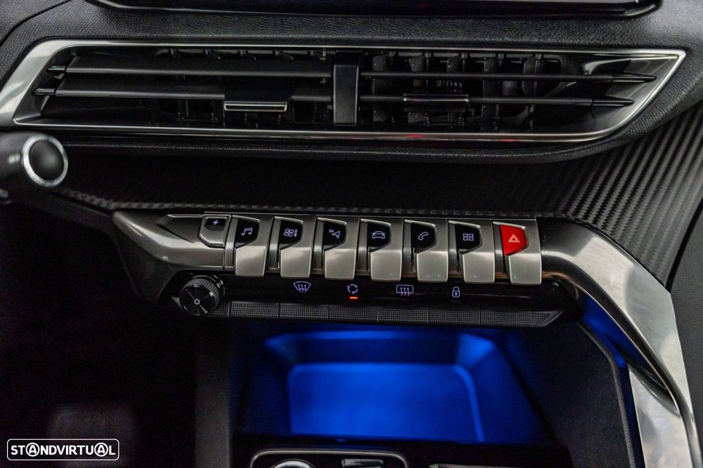 Peugeot 3008 1.6 Hybrid Allure Pack e-EAT8 - 33