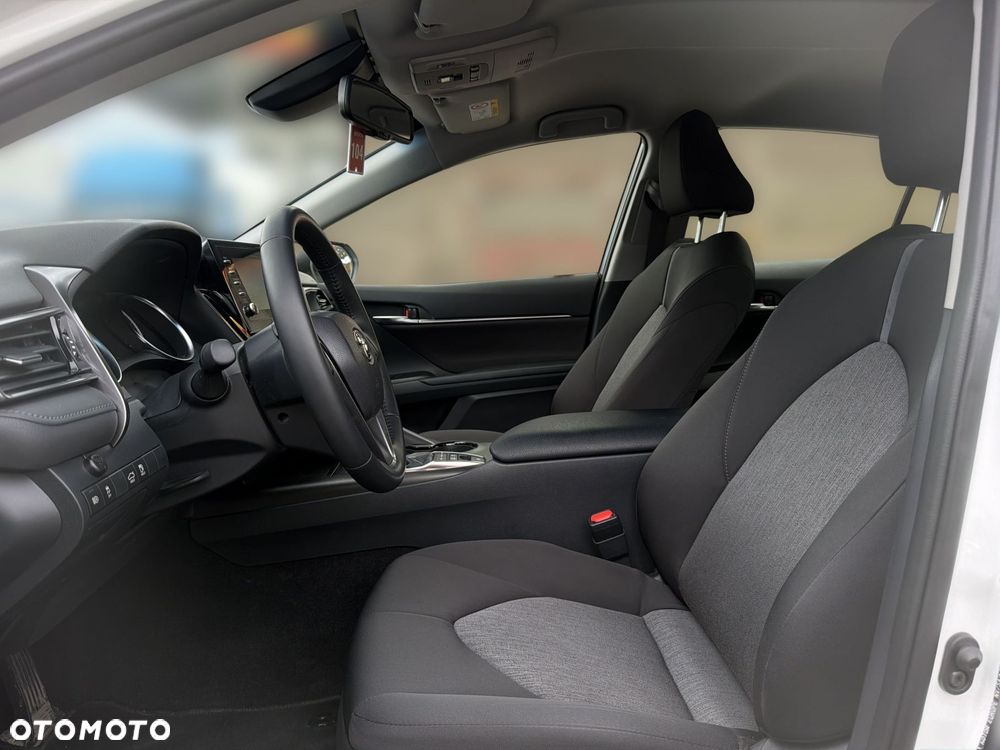 Toyota Camry 2.5 Hybrid Comfort CVT - 16