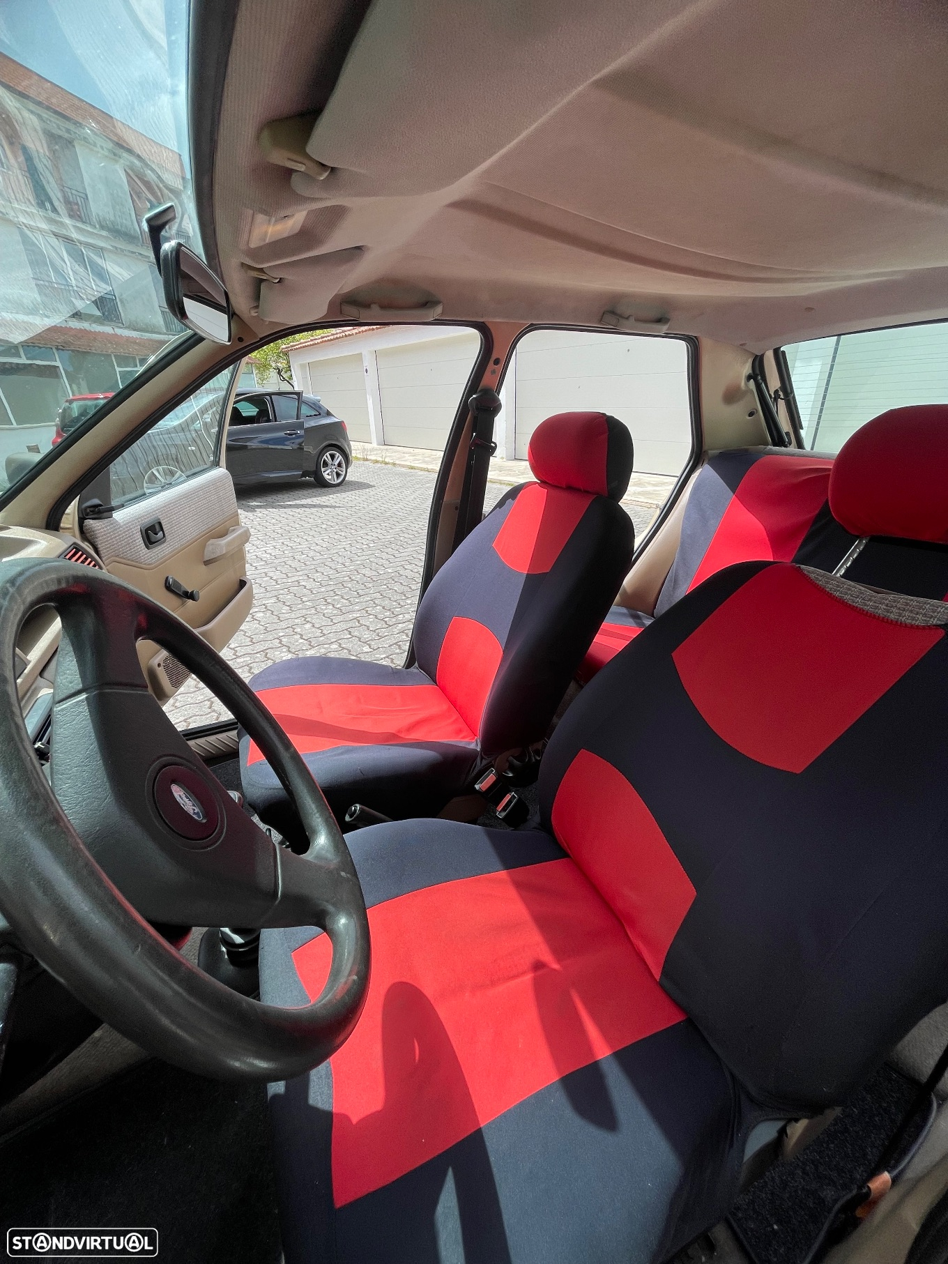 Ford Fiesta 1.1 CL - 8