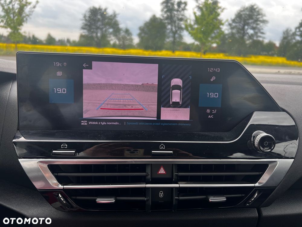 Citroën C4 BlueHDi 130 Stop&Start EAT8 FEEL PACK - 13