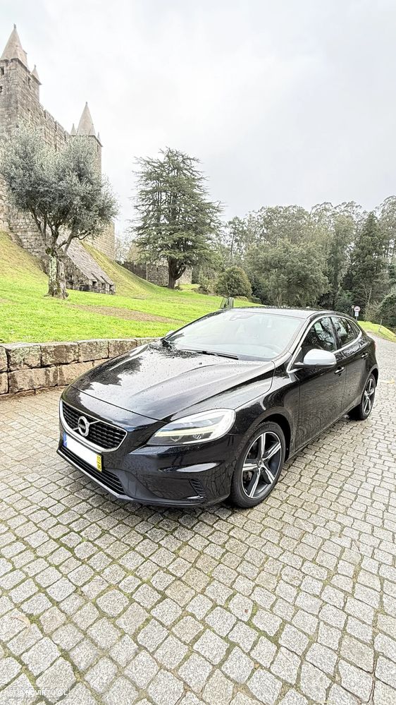 Volvo V40 2.0 D2 R-Design - 1