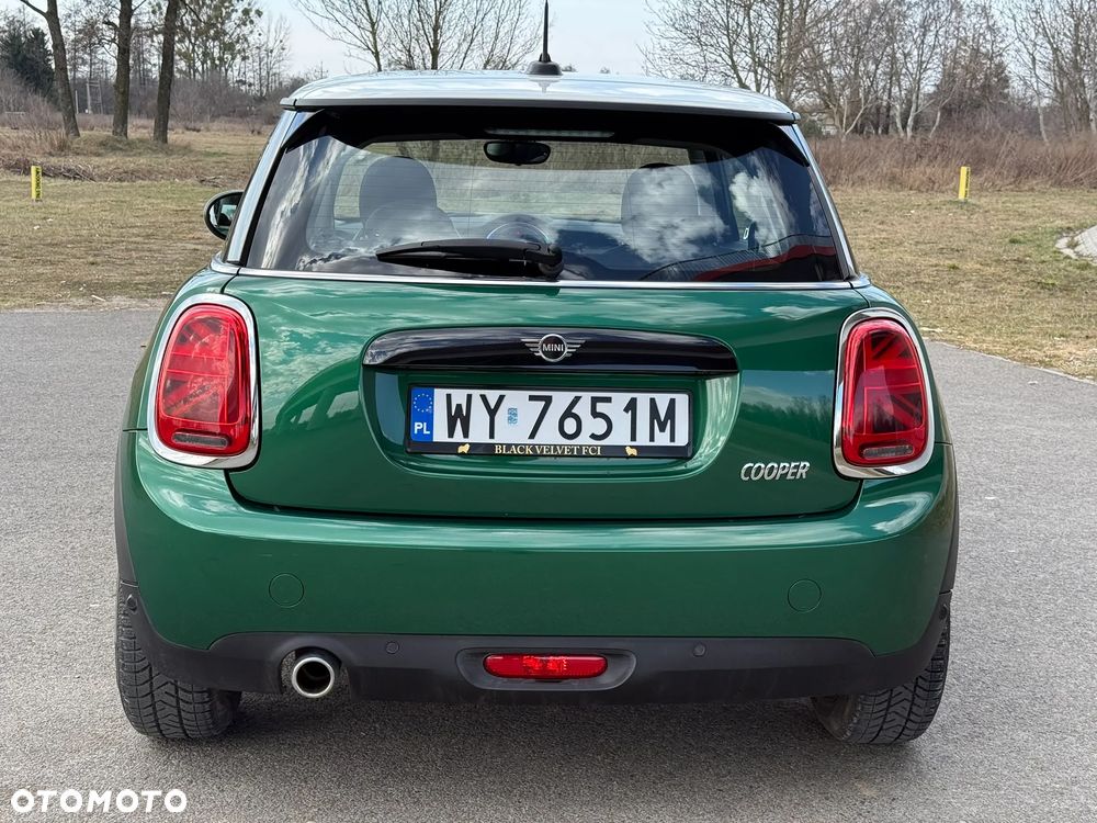 MINI Cooper Standard - 2