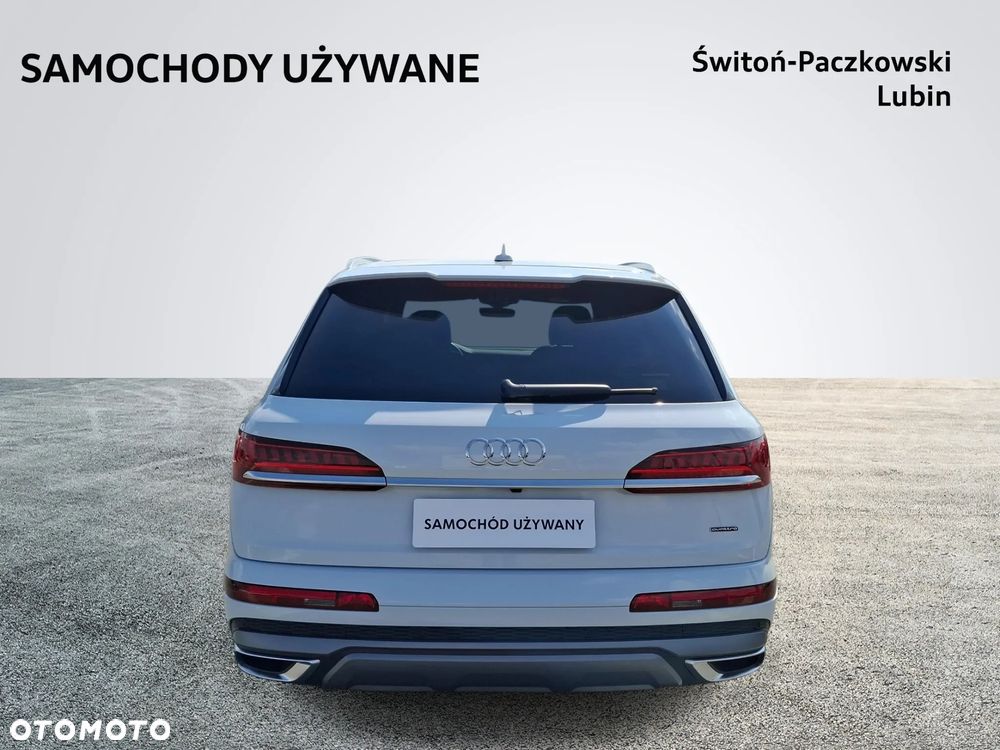 Audi Q7 - 7