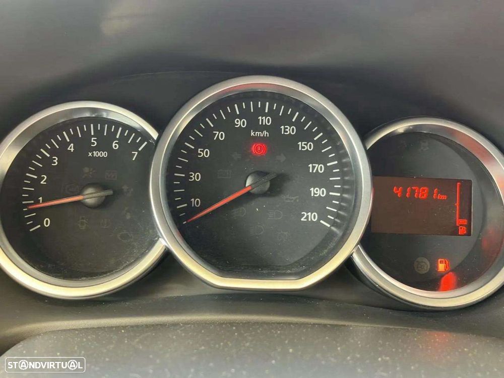 Dacia Sandero 0.9 TCe Stepway - 11