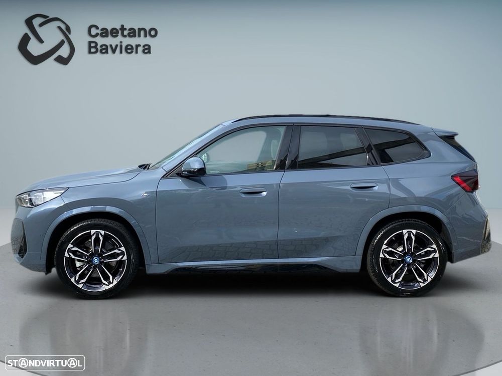 BMW iX1 xDrive30 Pack Desportivo M - 28