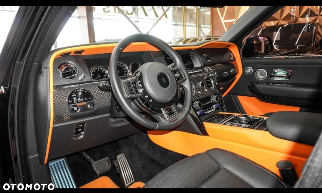 Rolls-Royce Cullinan Black Badge - 6