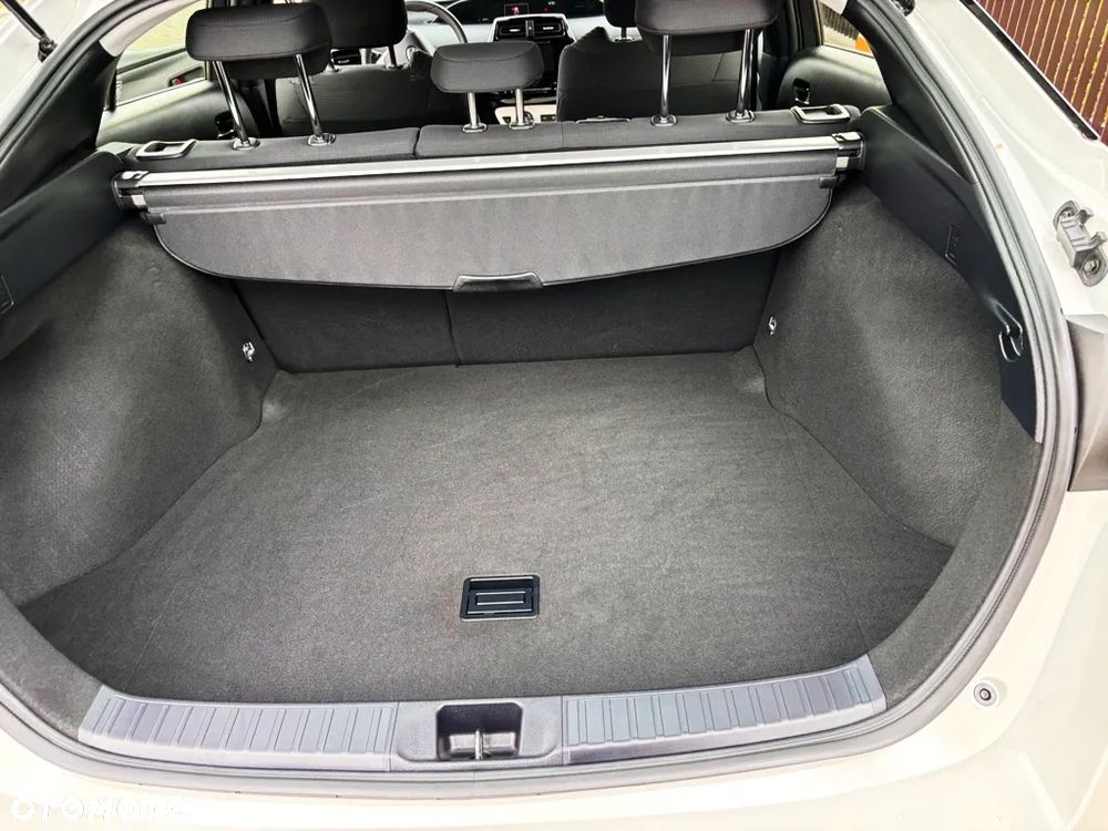 Toyota Prius - 14
