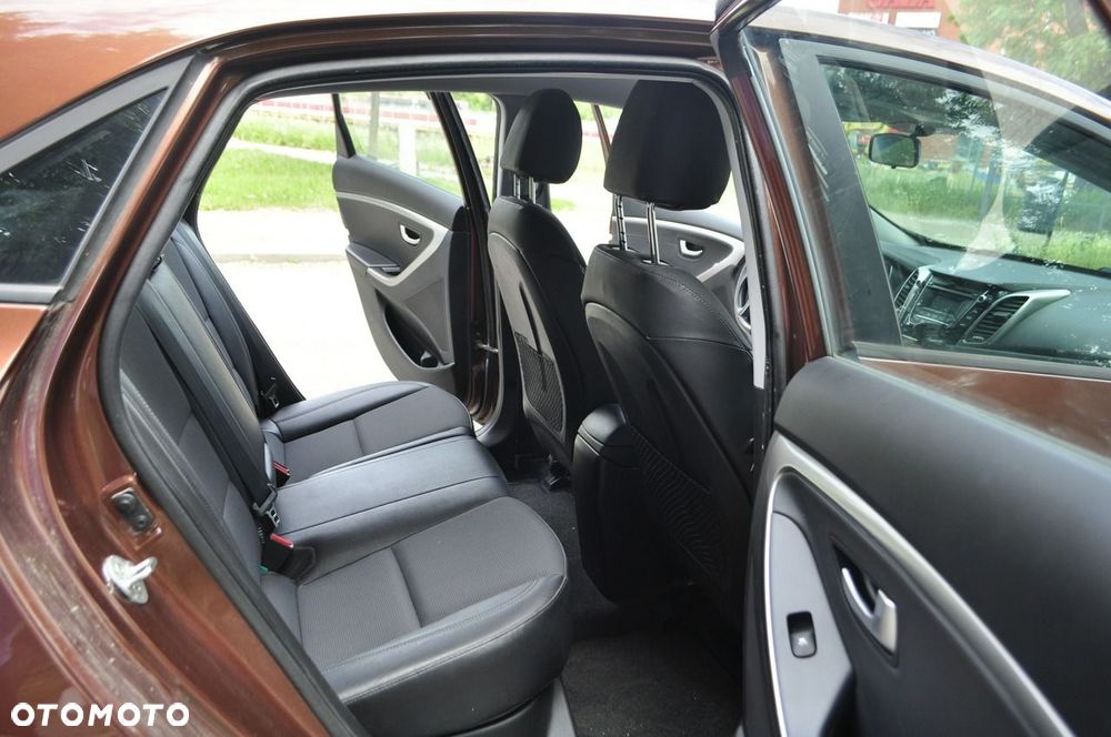 Hyundai i30 - 11