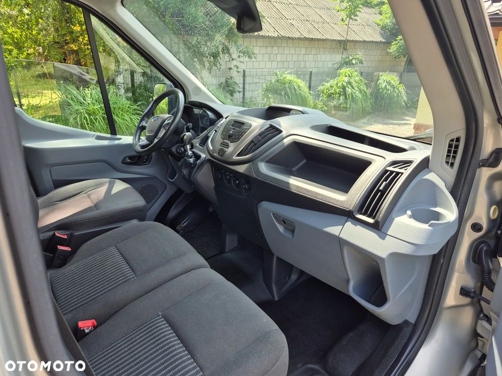 Ford Transit - 8