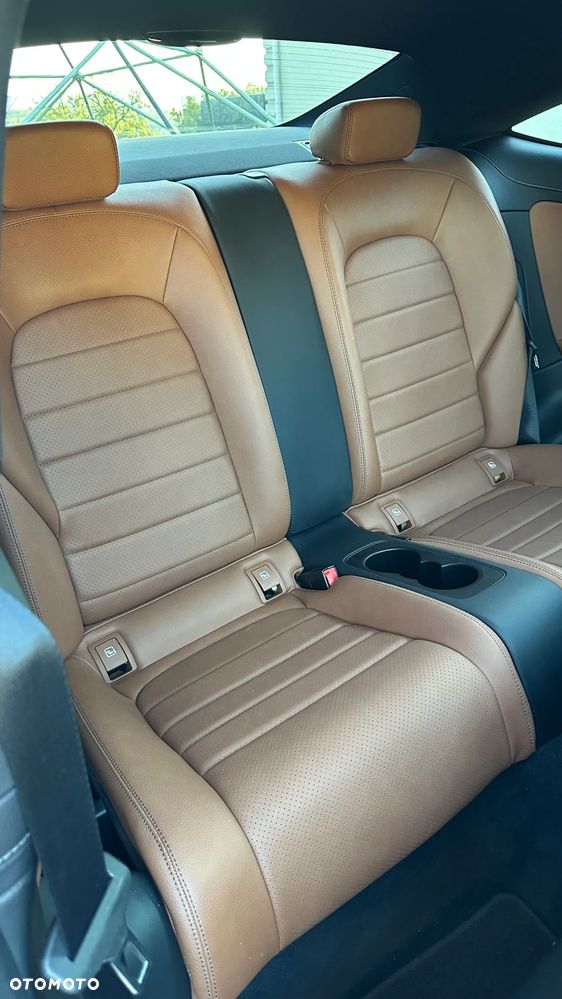 Mercedes-Benz Klasa C 200 4-Matic 9G-Tronic - 25