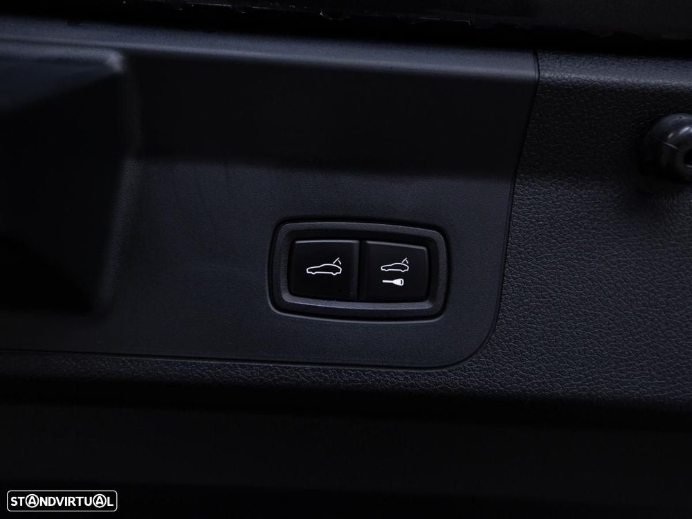 Porsche Panamera Turbo - 15