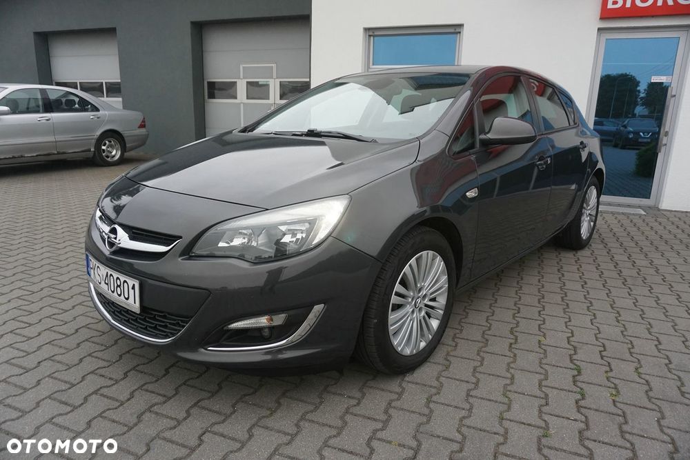 Opel Astra 1.4 Turbo - 23