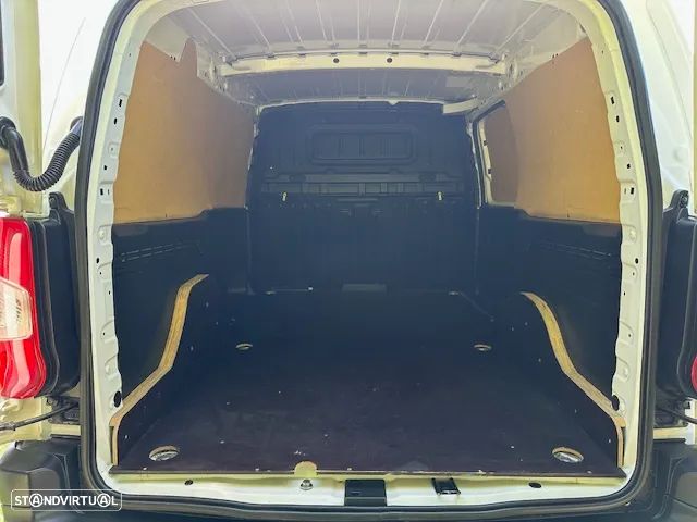Peugeot PARTNER LONGA 3 LUGARES - 9
