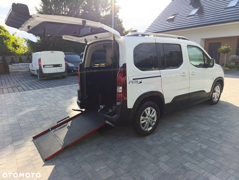 Peugeot Rifter 1.5 BlueHDI Allure S&S - 32