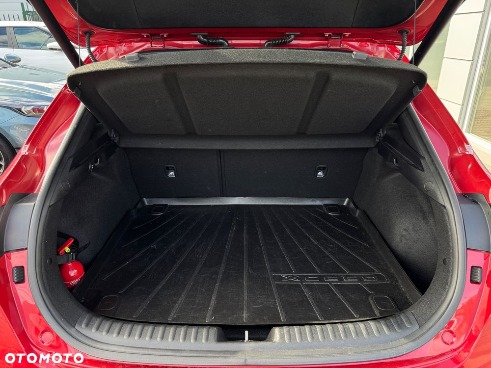 Kia XCeed 1.5 T-GDI M - 13