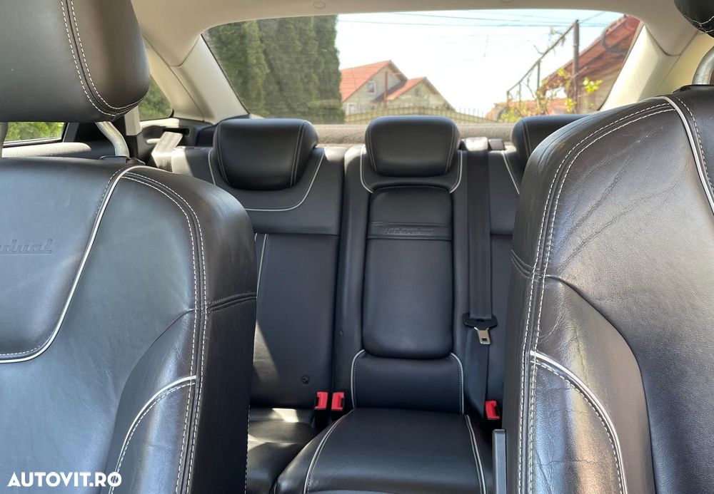 Ford Focus - 11