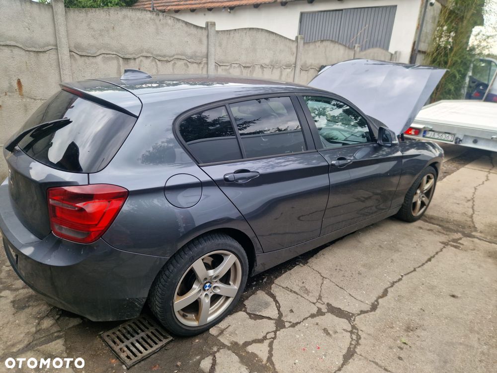 BMW Seria 1 118i Sport Line - 4