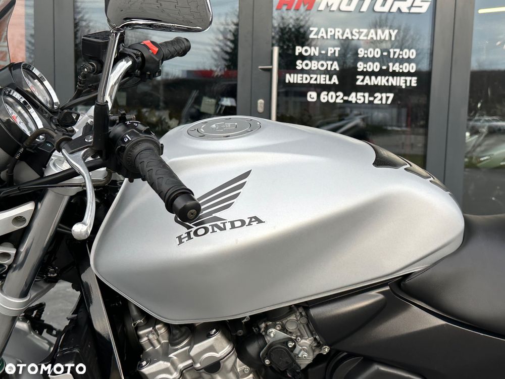 Honda Hornet - 34