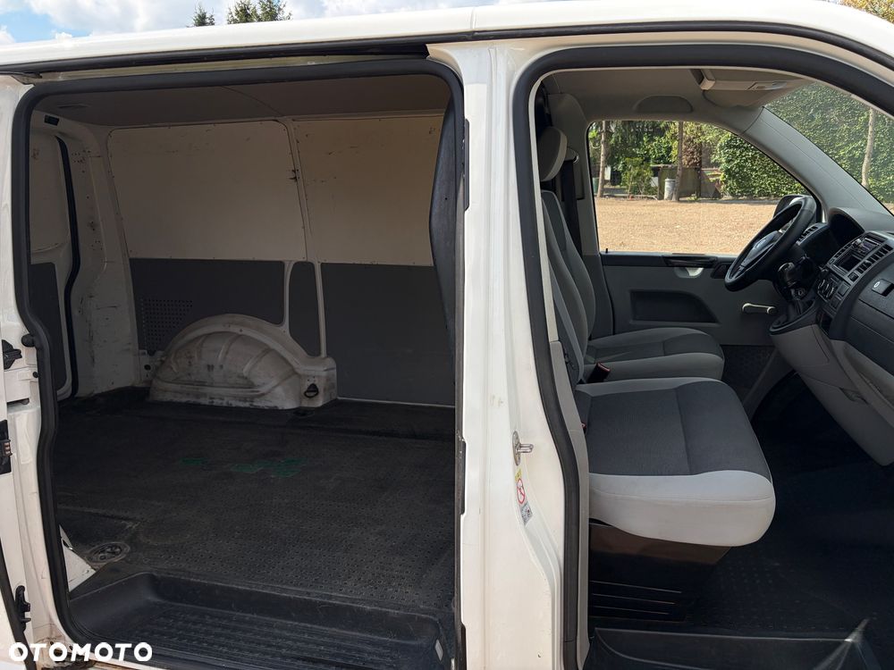 Volkswagen Transporter - 12
