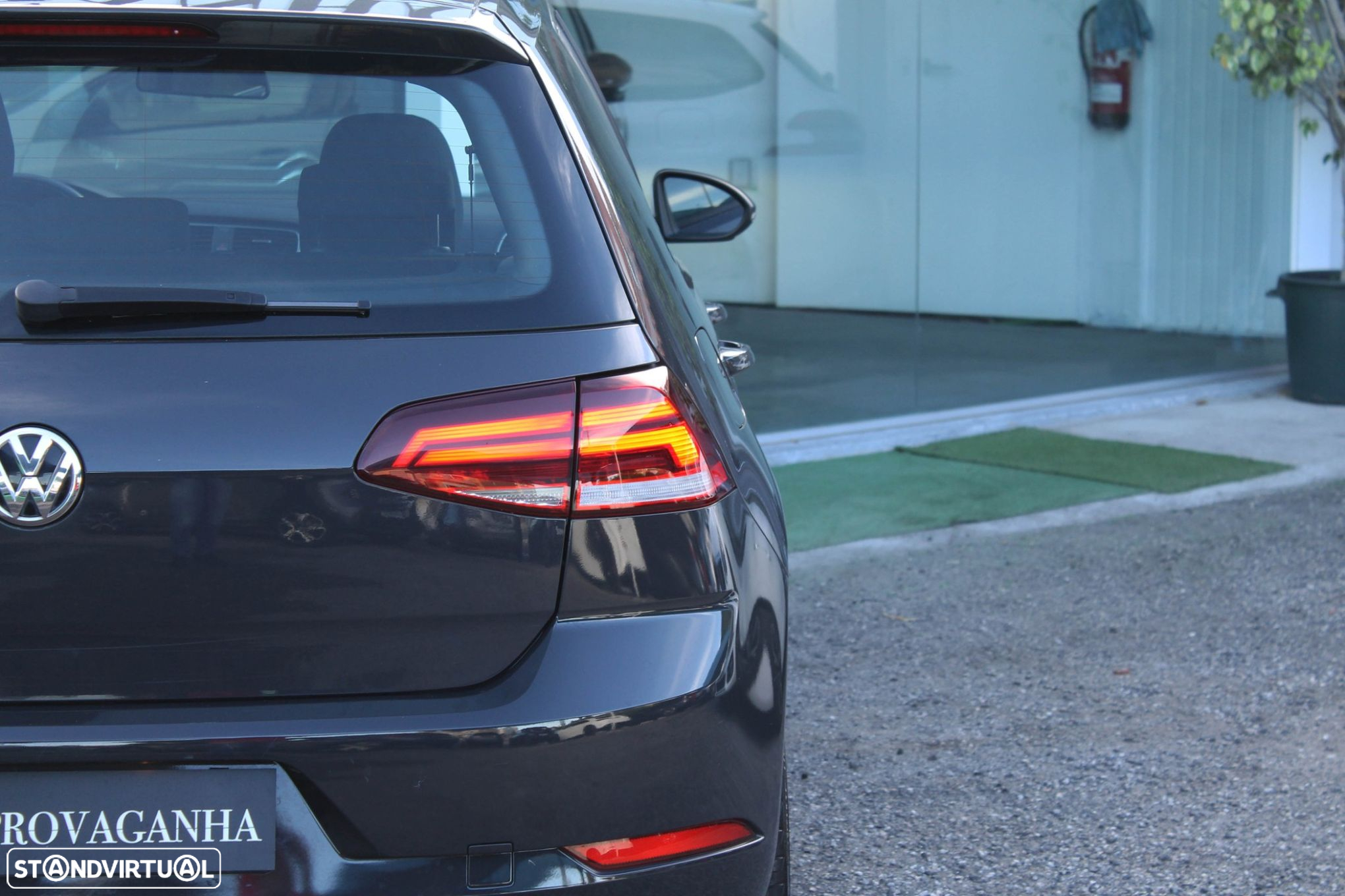 VW Golf - 30