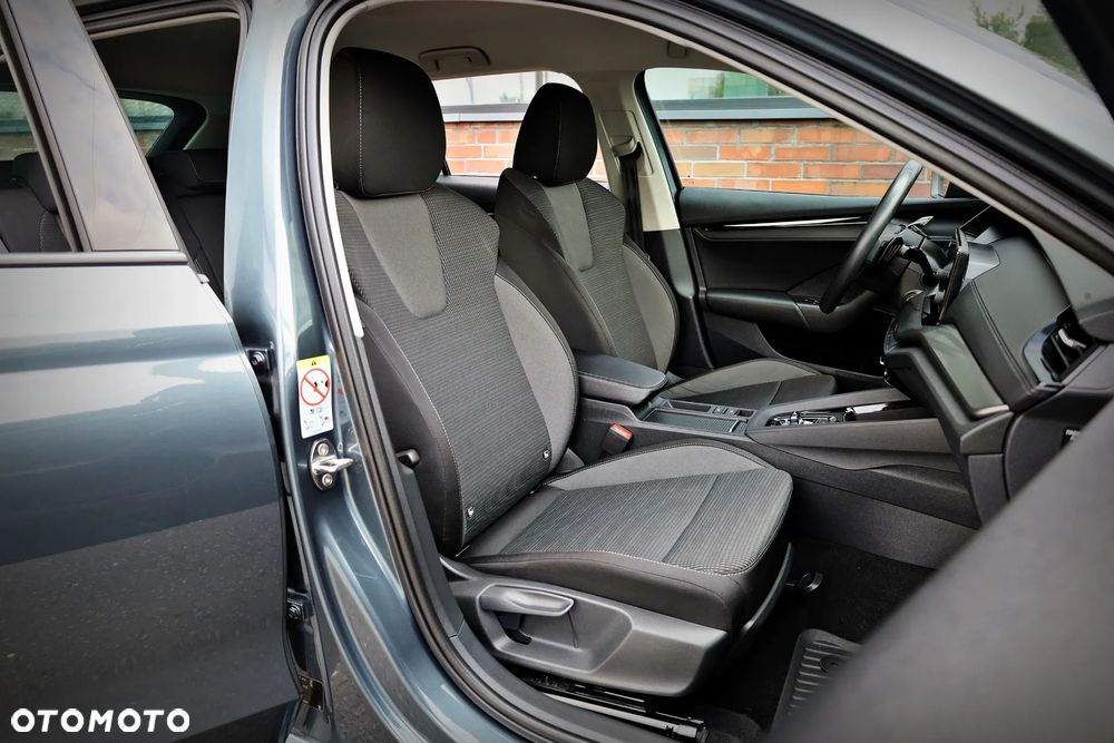 Skoda Octavia 2.0 TDI SCR Ambition DSG - 21