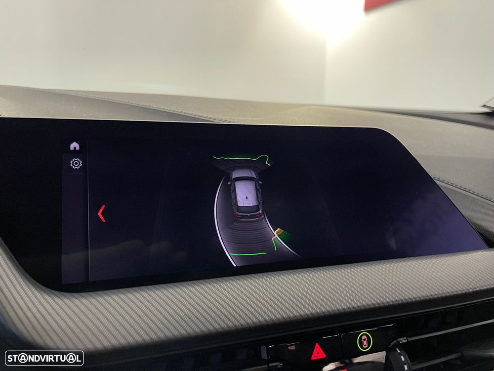 BMW 116 d Pack Desportivo M - 24