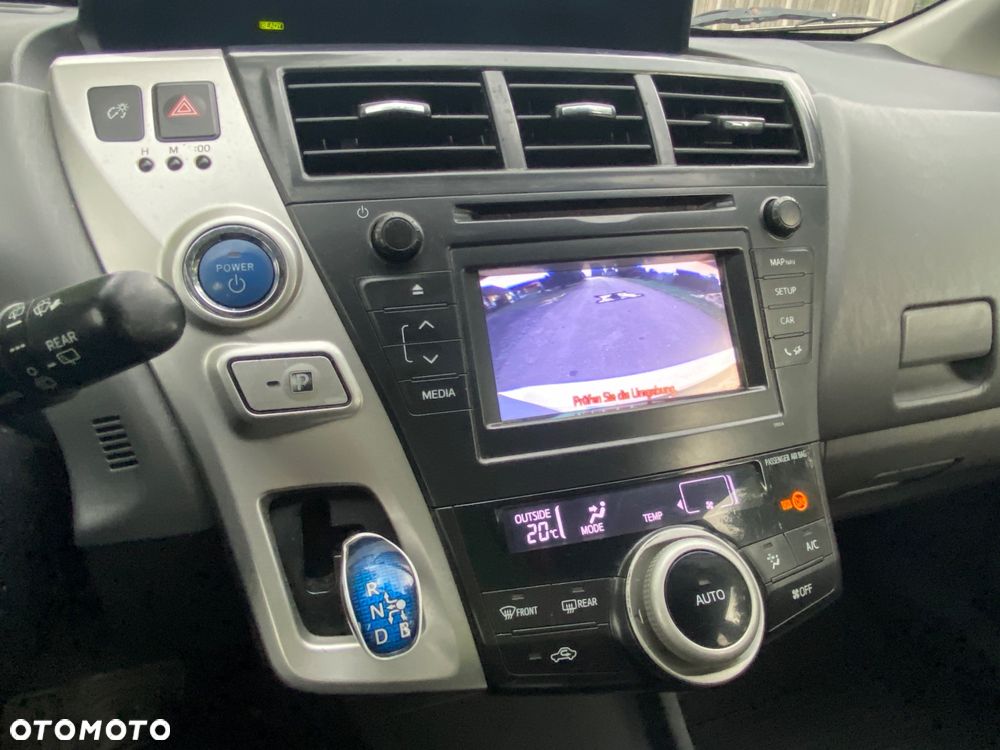 Toyota Prius+ (Hybrid) - 28