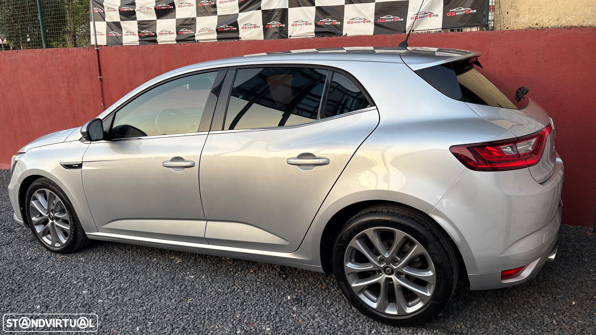 Renault Mégane 1.5 Blue dCi GT Line J18 - 4