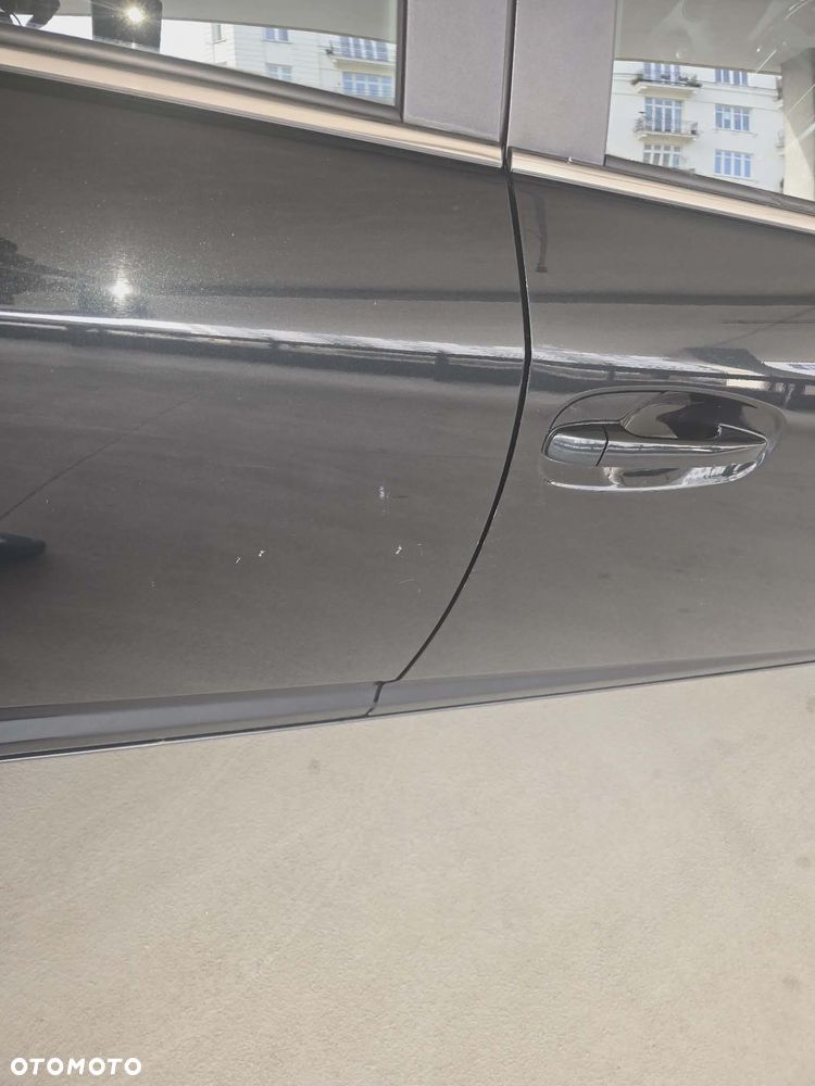 Toyota Avensis 1.8 Executive - 5