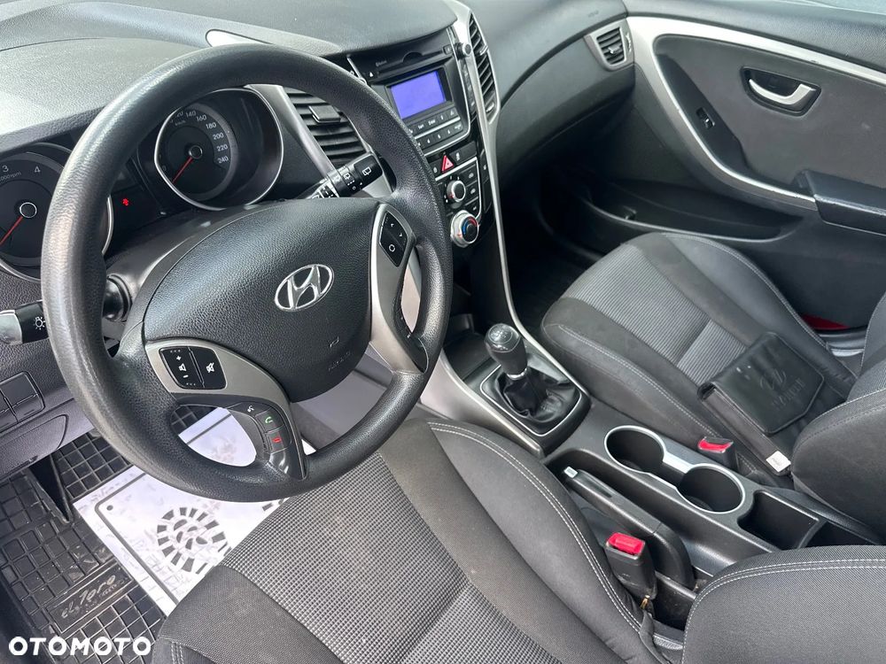 Hyundai i30 1.6 CRDi Classic - 18