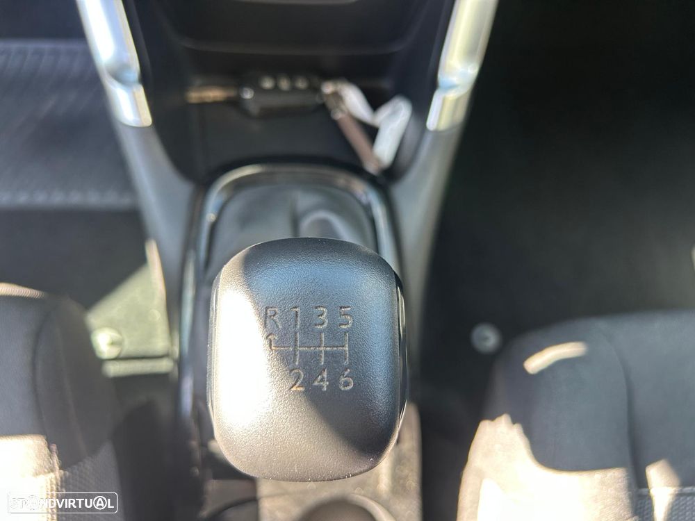 Citroën C3 Aircross 1.2 PureTech C-Series - 17