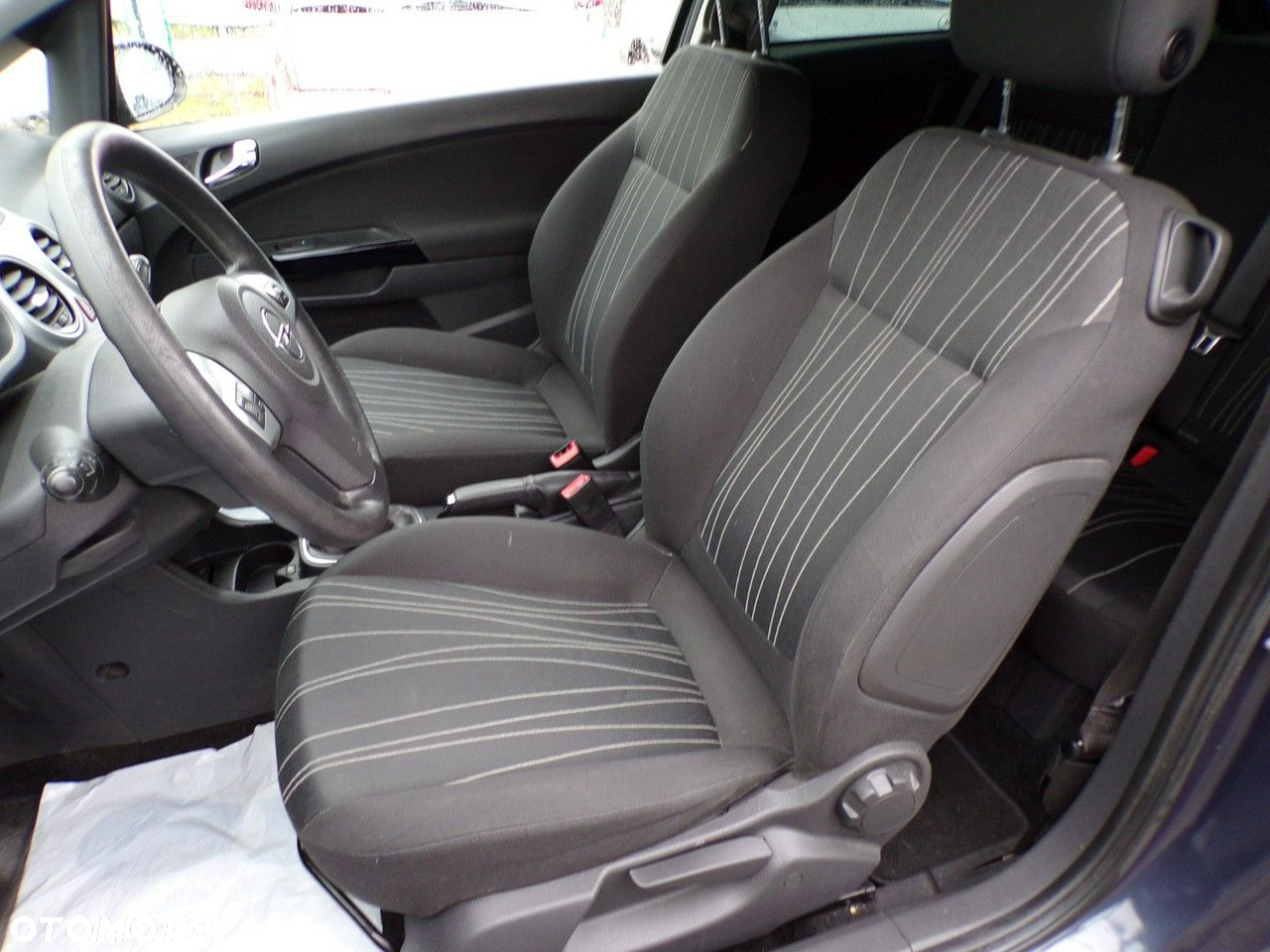 Opel Corsa - 20