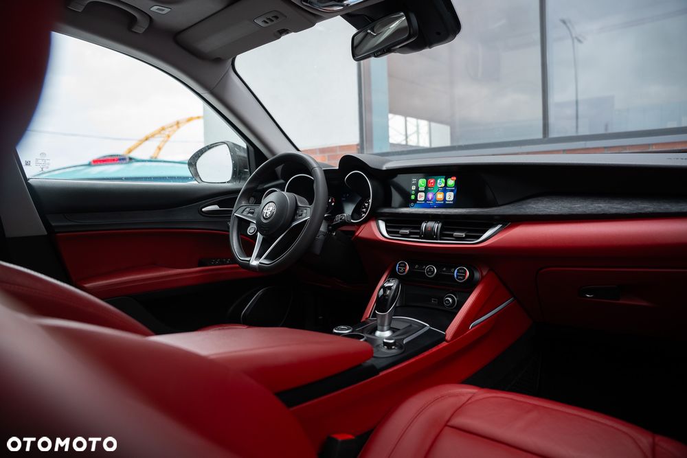 Alfa Romeo Stelvio 2.0 Turbo 16V AT8-Q4 Executive - 29
