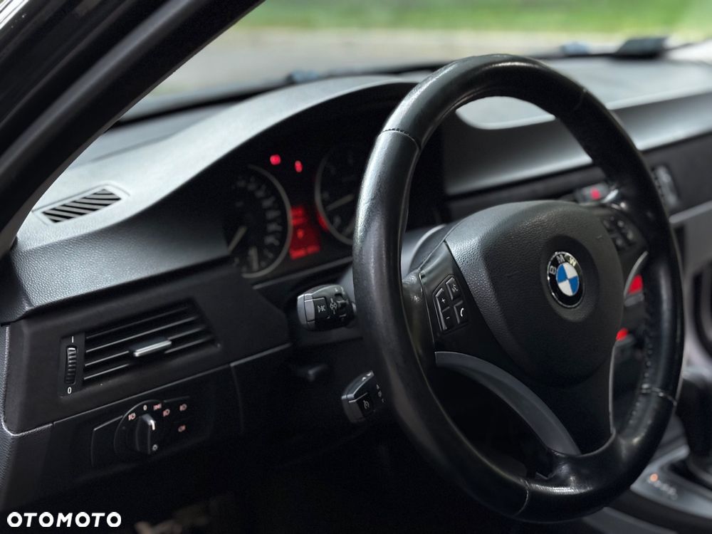BMW Seria 3 - 11